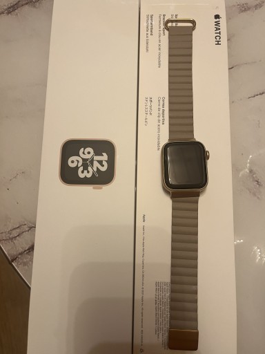 Zdjęcie oferty: Apple Watch  SE 40Mm