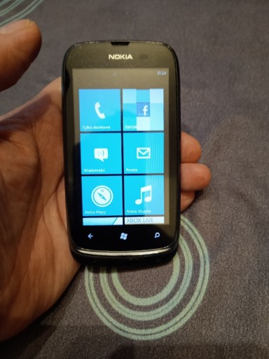 Zdjęcie oferty: Nokia Lumia 610 włącza się windows phone