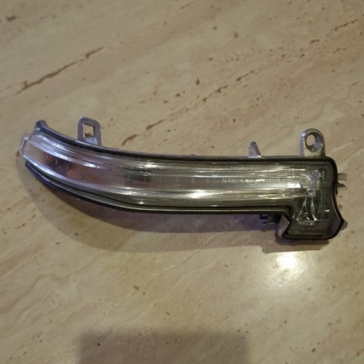 Zdjęcie oferty: Lampa kierunkowskazu BMW OE 7280772 (PRAWA)