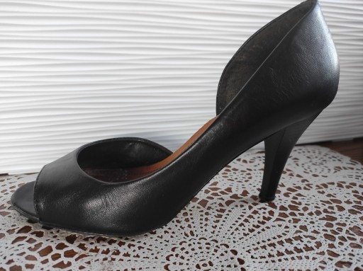 Zdjęcie oferty: Czarne eleganckie sandały Lasocki skóra nat 37/38 