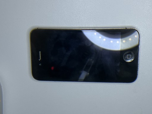 Zdjęcie oferty: iPhone 4S, czarny, uszkodzony