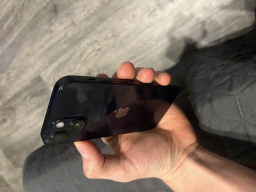 Zdjęcie oferty: iPhone 13 mini stan Bardzo Dobry