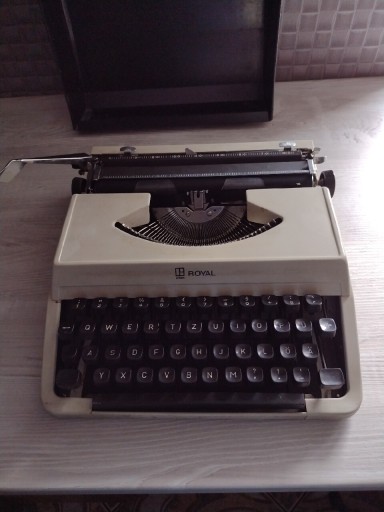 Zdjęcie oferty: Maszyny do pisania 