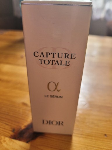 Zdjęcie oferty: Serum odmładzające Dior 