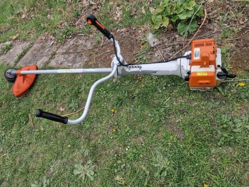 Zdjęcie oferty: Kosa spalinowa Stihl FS 550