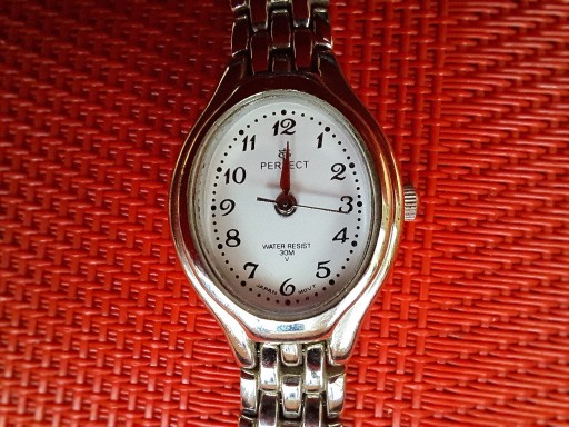 Zdjęcie oferty: Zegarek damski Perfect srebrna bransoleta XX wiek
