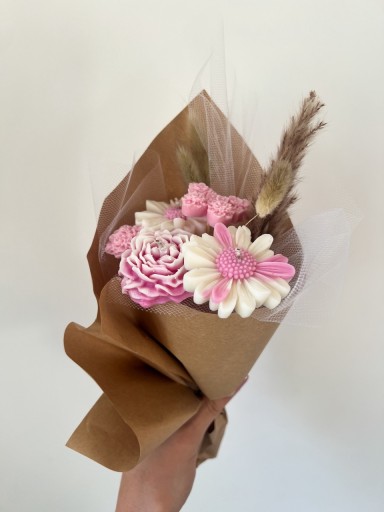 Zdjęcie oferty: Bukiet kwiatów z wosku sojowego