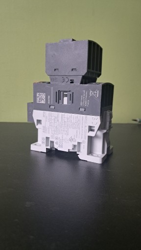 Zdjęcie oferty: Nowe Styczniki i Bloki Styków Pomocniczych ABB AF09-30-22-11