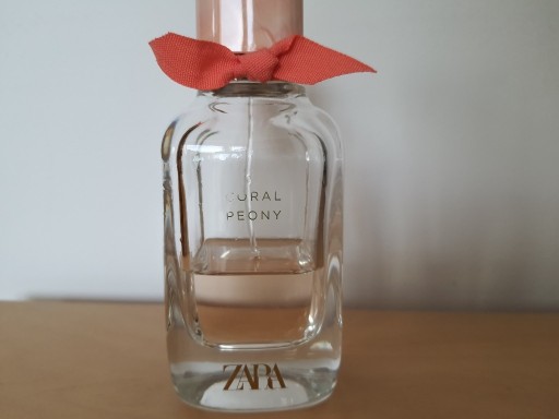 Zdjęcie oferty: Perfumy Zara Coral Peony woda perfumowana