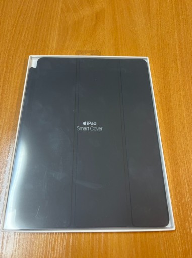 Zdjęcie oferty: NOWE Etui Smart Cover do iPad Air 5 i 6 (9.7 cala)