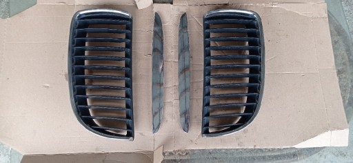 Zdjęcie oferty: GRILL NERKI BMW 3 E90 E91 06-09 M-PAK