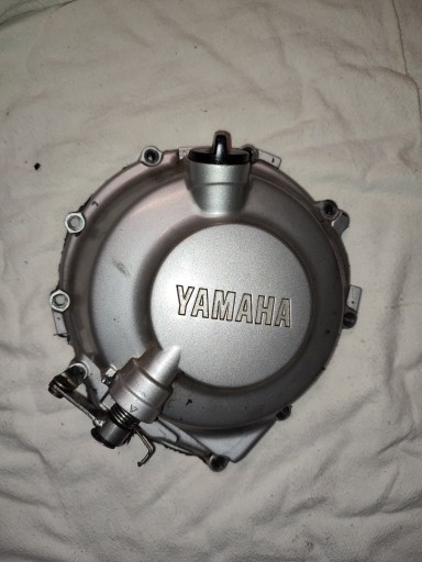 Zdjęcie oferty: Pokrywa sprzęgła Yamaha R6 rj03