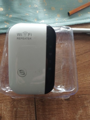 Zdjęcie oferty: Wzmacniacz sygnału Wi-Fi 