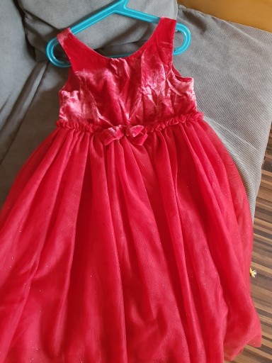 Zdjęcie oferty: Elegancka sukienka świąteczna rozmiar 134 H&M