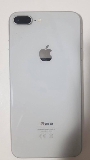 Zdjęcie oferty: iPhone 8 Plus 128GB srebny + 3 etui