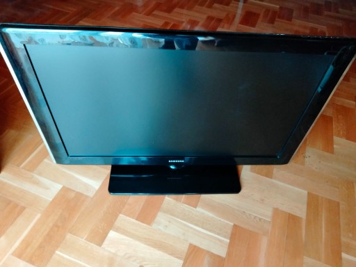 Zdjęcie oferty: Telewizor Samsung LCD 40’’ - uszkodzony 