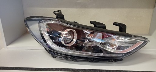 Zdjęcie oferty: Hyundai Elantra lampa reflektor  NOWA  92102F2100