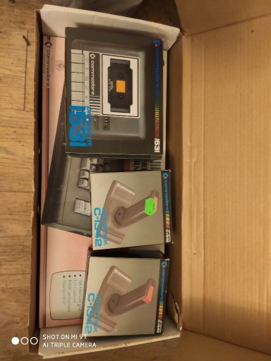 Zdjęcie oferty: commodore c16 box