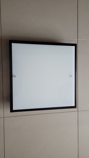 Zdjęcie oferty: Plafon LED 50 x 50 cm . Drewno + szkło .