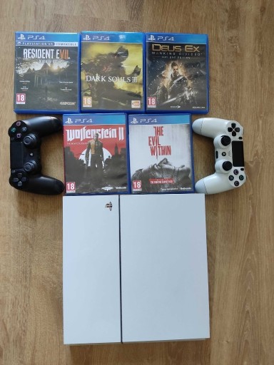 Zdjęcie oferty: PS4 Sony PLAYSTATION 4 + 2 pady + GRY