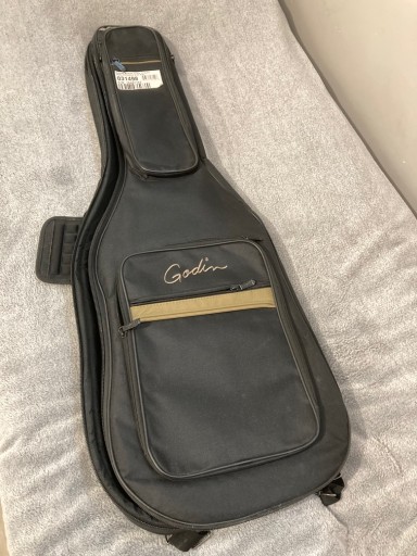 Zdjęcie oferty: Godin oryginalny futerał na gitarę akustyczną 