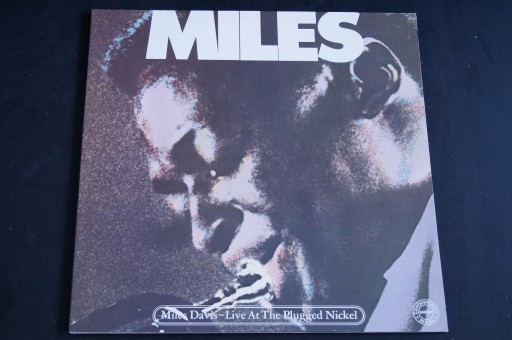 Zdjęcie oferty: MILES DAVIS - LIVE AT THE PLUGGED NICKEL - 2 LPs