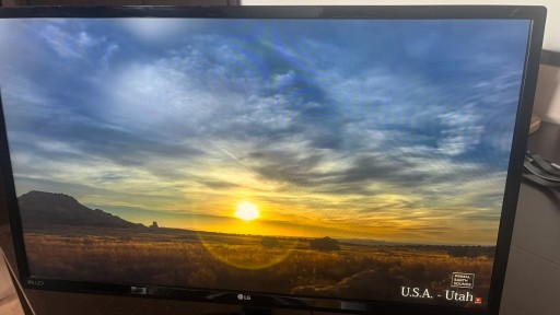 Zdjęcie oferty: Monitor 24" Full HD LG 24MP58VQ-P