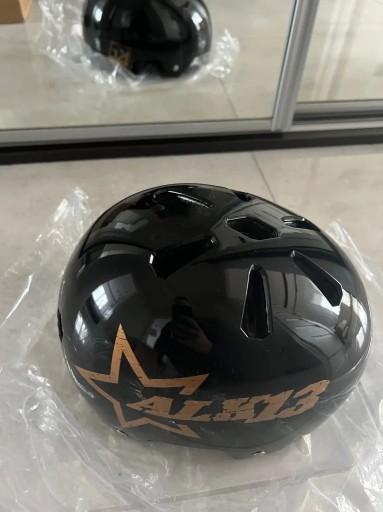 Zdjęcie oferty: Kask Alk13 rozm. L/XL