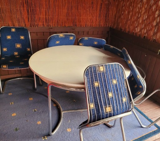 Zdjęcie oferty: Stół rozkładany i 6 krzeseł