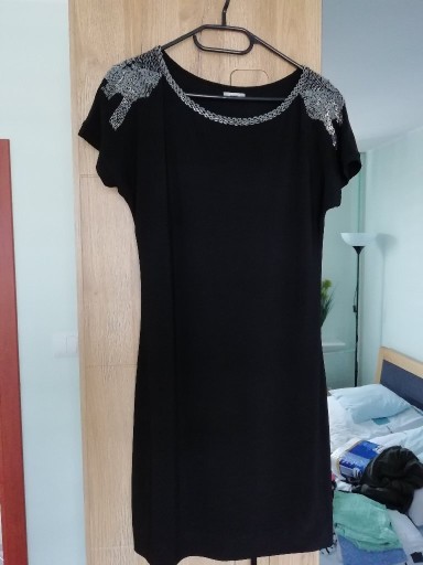 Zdjęcie oferty: Sukienka czarna mini SOLAR, rozmiar 36