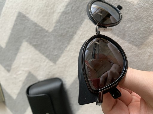 Zdjęcie oferty: Okulary przeciwsłoneczne Dsquared2 damskie