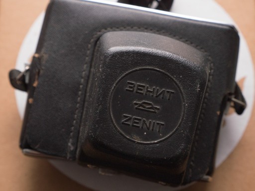 Zdjęcie oferty: Futerał Zenit 12XP / Zenit 11 Vintage z paskiem