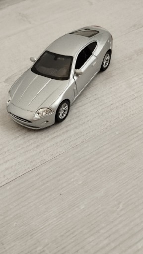 Zdjęcie oferty: Welly Jaguar XK Coupe skala 1:34 