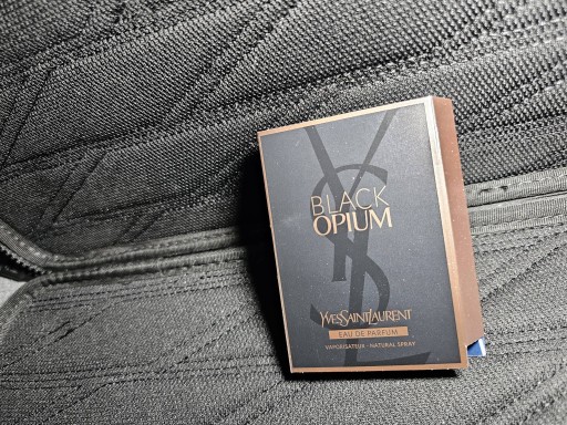 Zdjęcie oferty: Yves Saint Laurent Black Opium EDP 1.2 ml