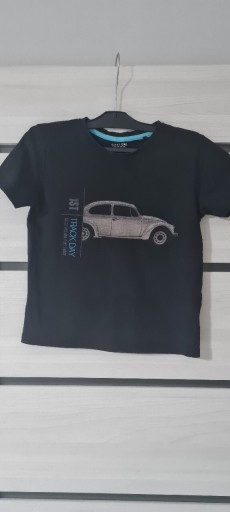 Zdjęcie oferty: T-shirt stare auto 116-122 