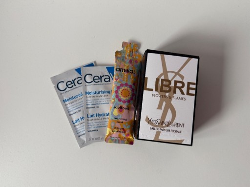 Zdjęcie oferty: woda perfumowana zapach YSL Libre Flowers & Flames 30 ml gratisy