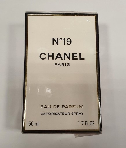 Zdjęcie oferty: Chanel No.19              vintage old version 2012