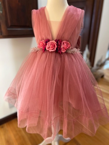 Zdjęcie oferty: Sukienka dziecięca balowa, wyjściowa 