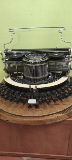 Zdjęcie oferty: Stara maszyna do pisania Hammond 12   