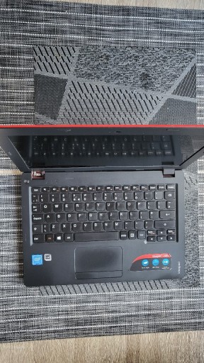 Zdjęcie oferty: Mały laptop Lenovo 100s
