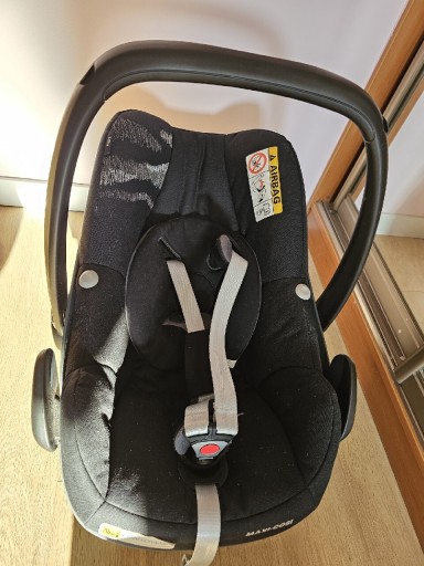 Zdjęcie oferty: Fotelik Maxi Cosi Pebble pro + baza familyfix3 