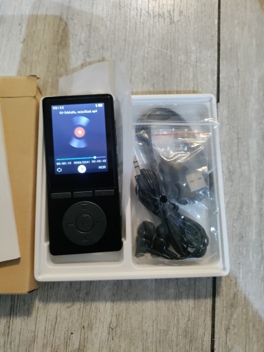 Zdjęcie oferty: Odtwarzacz/dyktafon mp3 64gb