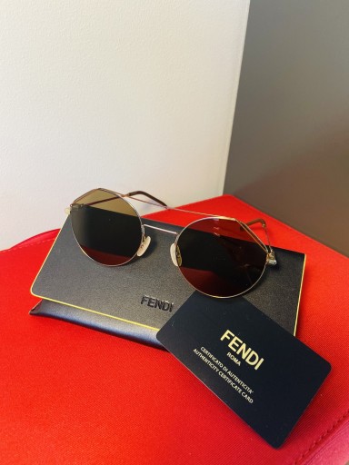 Zdjęcie oferty: Okulary przeciwsłoneczne FENDI