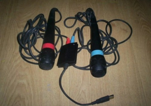 Zdjęcie oferty: SingStar - ps2 PLAYSTATION 2 mikrofony
