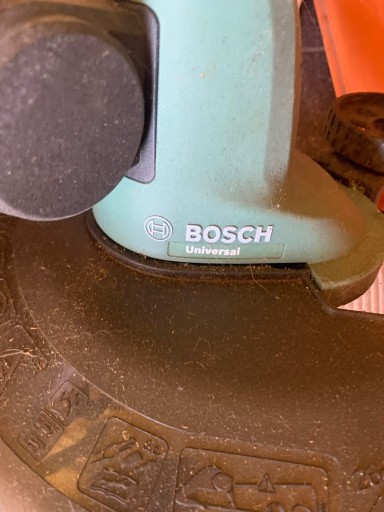 Zdjęcie oferty: Podkaszarka BOSCH GrassCut 18, bateria i ładowarka