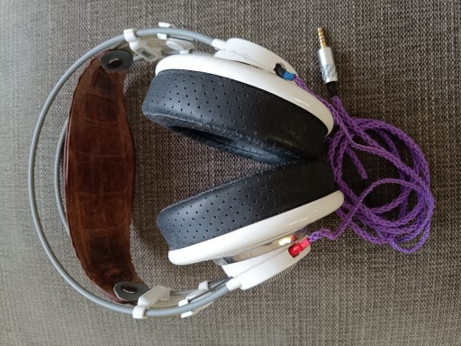 Zdjęcie oferty: Słuchawki AKG AK701