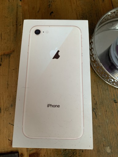 Zdjęcie oferty: iPhone 8 gold 64gb