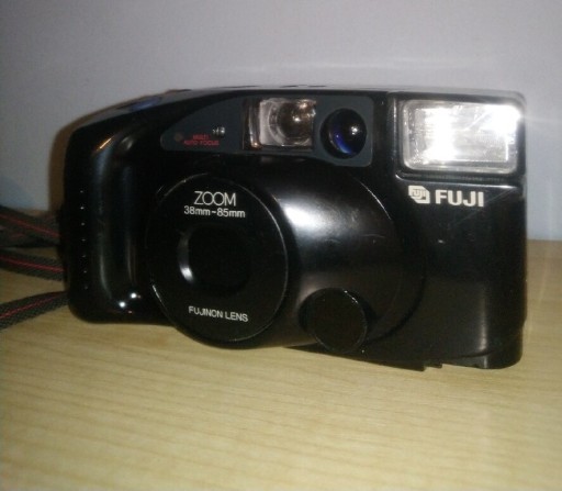 Zdjęcie oferty: Aparat fotograficzny Fuji DL 900 zoom