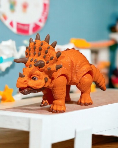 Zdjęcie oferty: Uroczy przegubowy Triceratops -TikTok