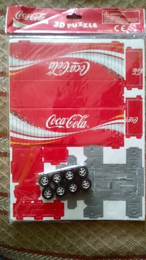 Zdjęcie oferty: Ciężarówka Coca-Cola, Puzzle 3D na kołach